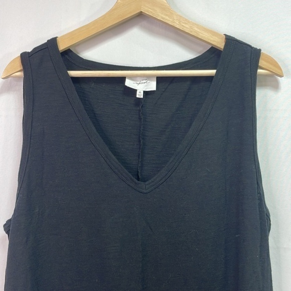 🦺 Soma black V-neck, sleeveless knit dress with pockets and self belt